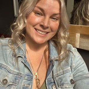 Meet your Posher, Shannon